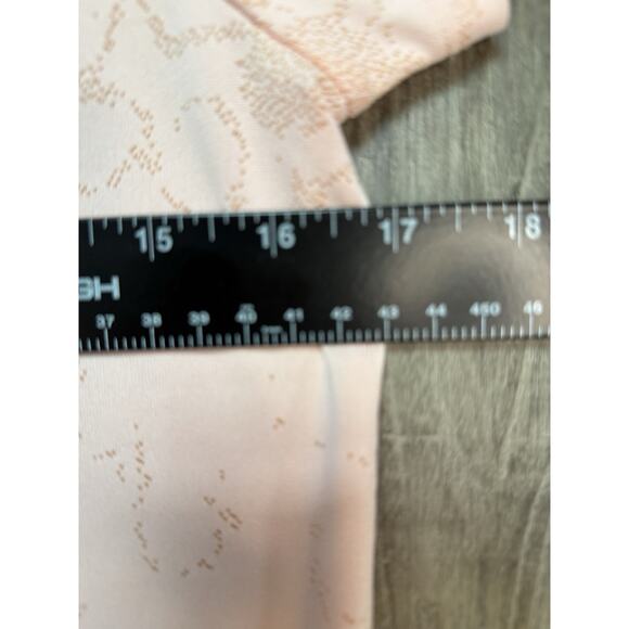 Under Armour Women's Seamless Melange Short Sleeve Peach Frost Heat gear Loose S - Picture 5 of 7